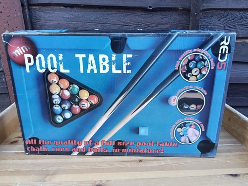 Red5 mini pool table - red5,