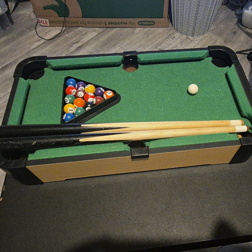 Mini kids table top - table,